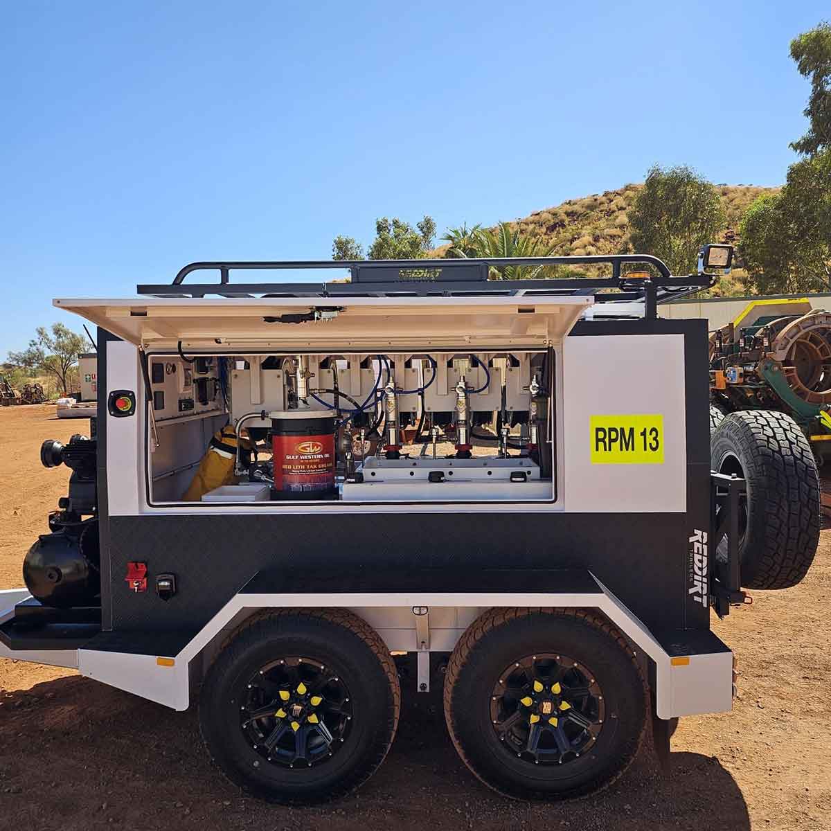 Lube & service trailer — RPM 13